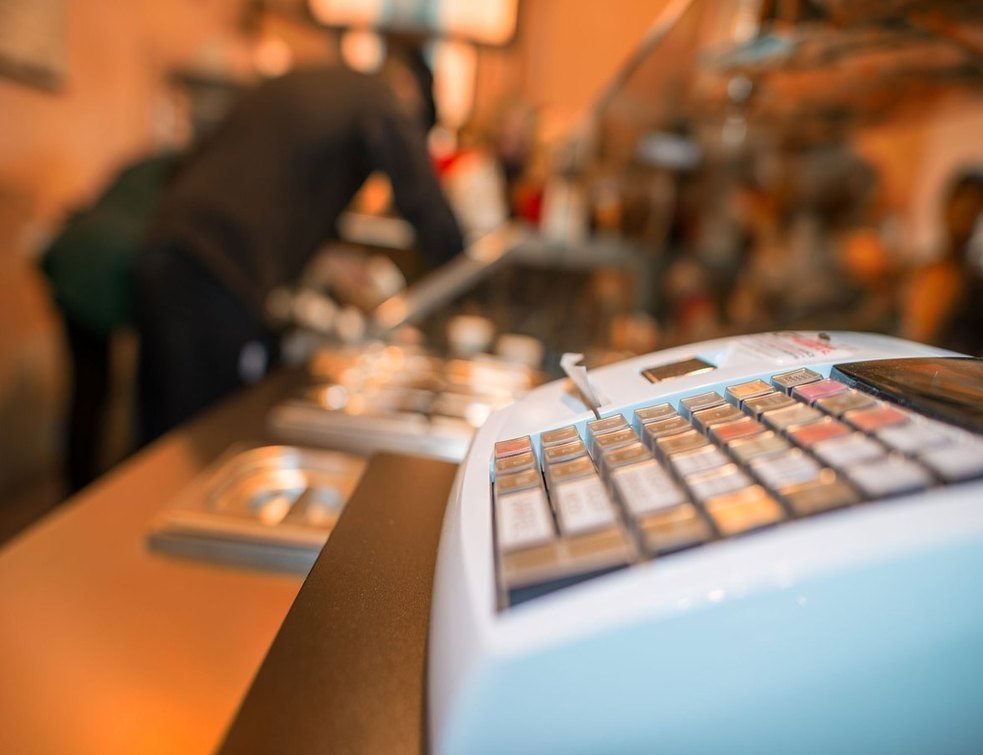 Casele de marcat din Maramureş vor fi conectate la serverele ANAF