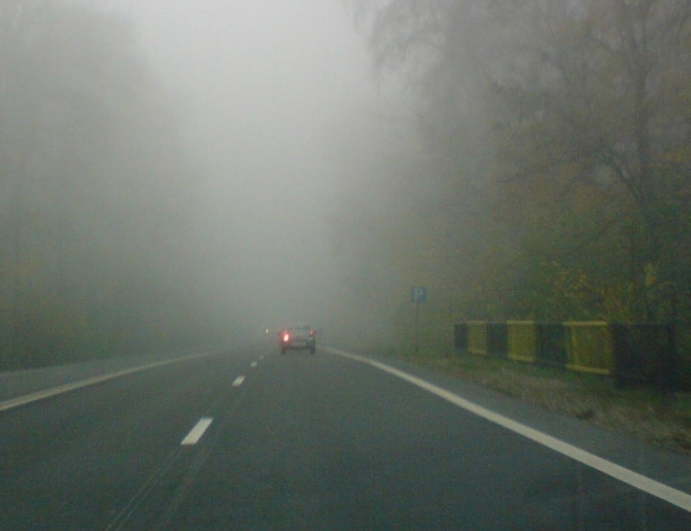 Atenţie şoferi ! E Cod galben de ceaţă în Maramureş