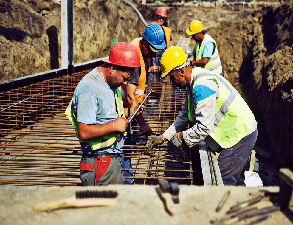 Numărul muncitorilor străini admiși de Guvern, majorat pentru 2018