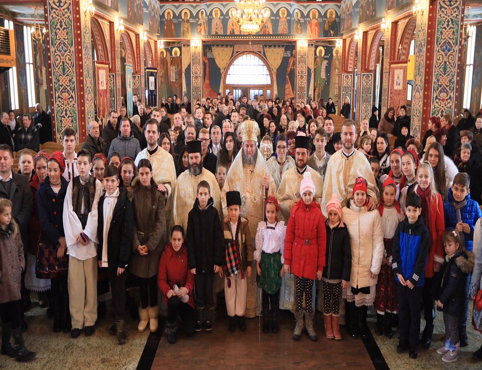 Aniversare în Parohia Tăuţii de Sus – FOTO