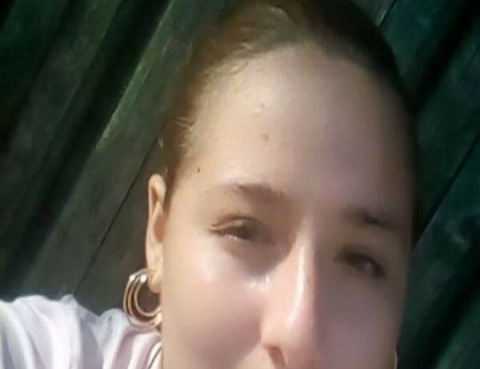 Aţi văzut-o? Poliţiştii din mai multe judeţe caută această adolescentă