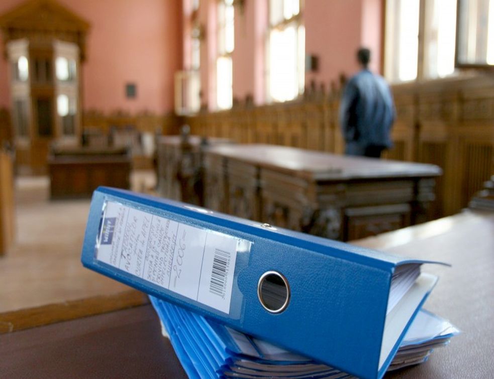 Maramureşean trimis în judecată pentru trafic de influenţă