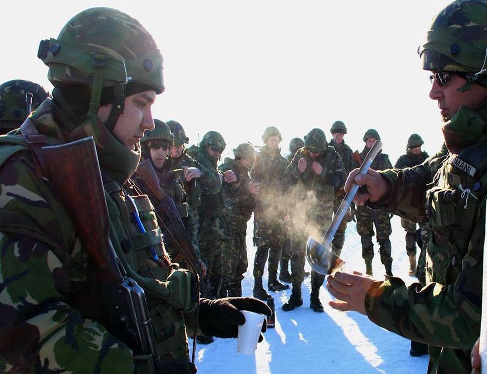 Mii de militari pegătiţi să intervină! Află motivul