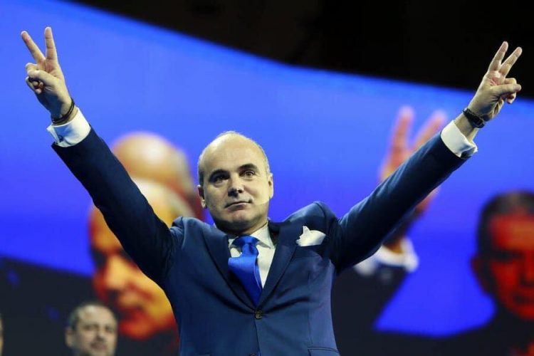 Legătura dintre Rareş Bogdan şi Soros. Candidatul PNL s-a dat singur de gol