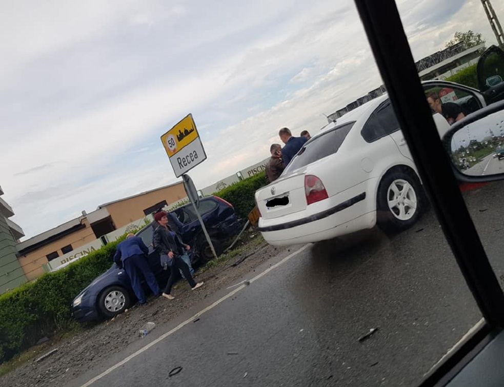 Accident la intrarea în Recea. Nu se putea să treacă o zi fără accidente