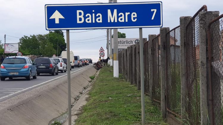 Accident la Dura. Circulație afectată