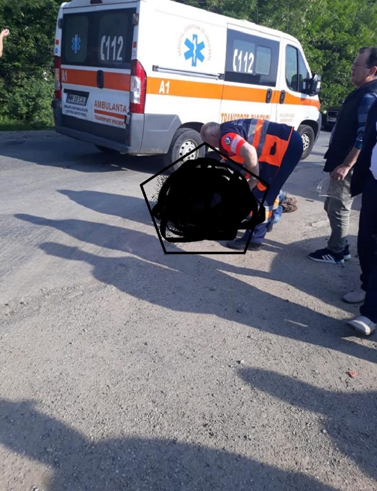 Neatenția bat-o vina! Motociclist rănit la Târgul Auto. FOTO