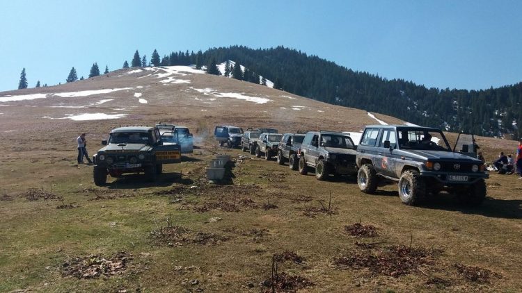 Mașinile de offroad, motocicletele și ATV-urile, interzise în Parcul Național Munții Rodnei