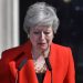 Cu lacrimi în ochi, Theresa May şi-a anunţat demisia din funcţia de lider al Partidului Conservator – VIDEO