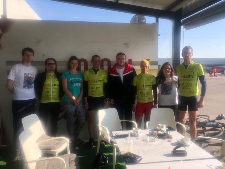 Bicicliștii de la Rotaract T.E.A.M. Baia Mare ajung acasă. Au parcurs 1000 de kilometri pentru copii. Află cum îi poți ajuta și tu