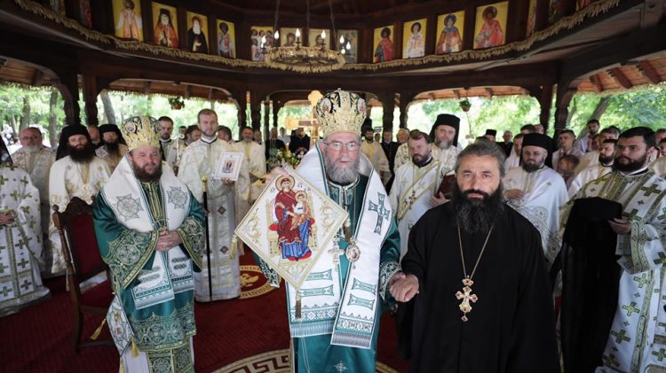 Stareţ nou la Mănăstirea Scărişoara Nouă