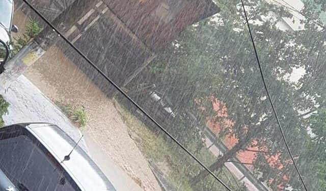 Rupere de nori la Cavnic. Centrul orașului este sub ape – FOTO