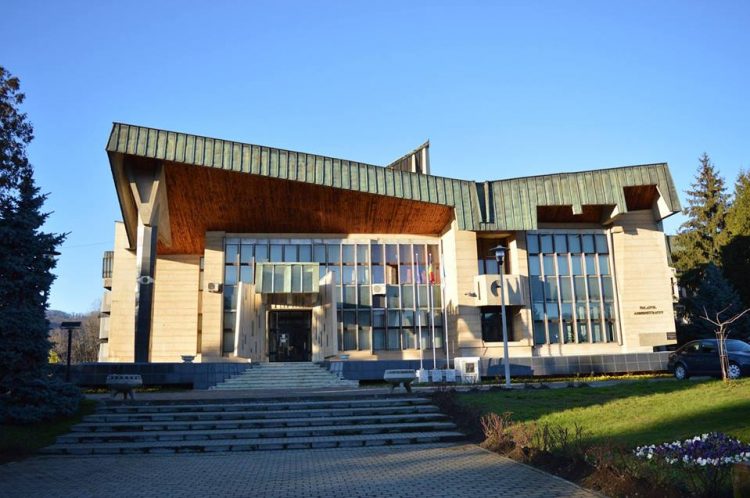 Președinții de consilii județene vor fi aleși, din 2020, prin vot uninominal