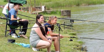 PESCUIT SPORTIV – Cupa 1 iunie – Școala 12 Dr. Victor Babeș în fruntea pescarilor