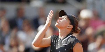 TENIS – Roland Garros – Simona Halep se califică în sferturi după  instrucția (6-1, 6-0) cu Iga Swiatek