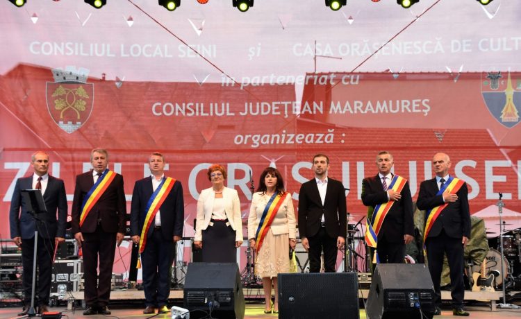 Președintele Gabriel Zetea a felicitat administrația locală din Seini la evenimentul Zilele Orașului ”CETATEA ZYNIR”