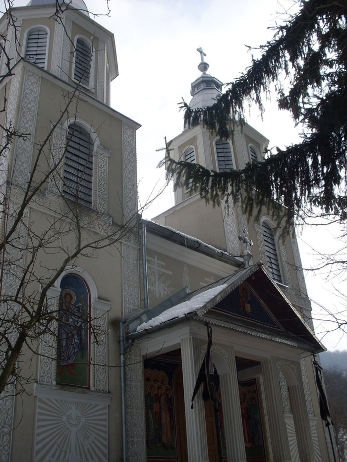 Duminica la biserica „Sfinții Arhangheli Mihail și Gavriil” din Parohia Brebeni