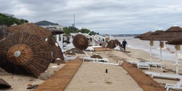 Fenomene extreme în Grecia. Turiștii români sunt sfătuiți să evite această țară