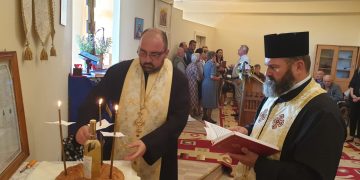 Slujbă de pomenire pentru un tânăr, la Centrul Social „Bunul Samaritean” din Coroieni