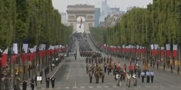 Parada militară de Ziua Naţională a Franţei. Mii de militari au participat la defilare