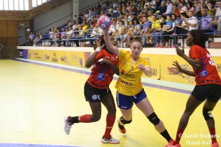 HANDBAL – Andreea Popa și Eva Kerekes se pregătesc pentru Campionatul European din Ungaria