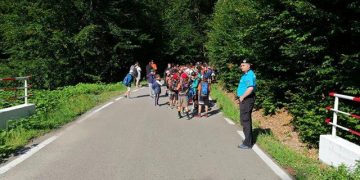 Campanie preventiv-educativă, desfăşurată de jandarmii maramureşeni cu copiii aflaţi în tabăra sportivă de vară