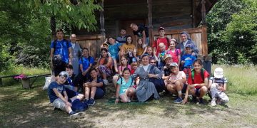 Tabără de vară în parohia „Sfinții Apostoli Petru și Pavel” din Bârsana – foto