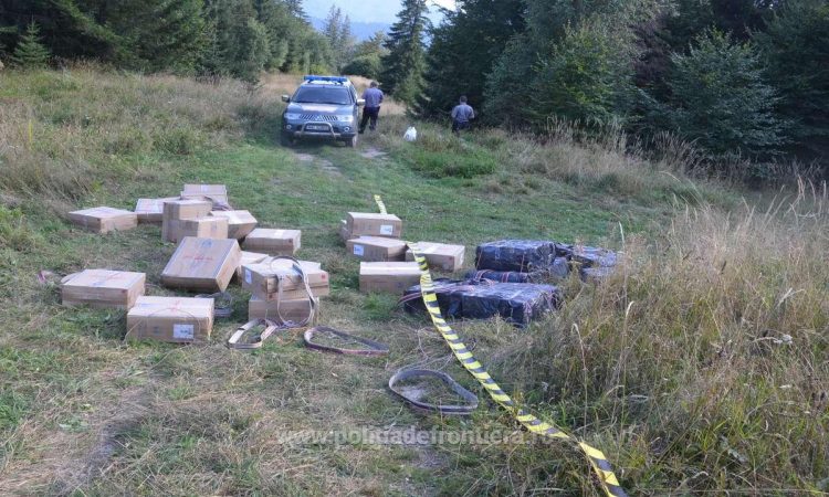 Ţigări în valoare de aproximativ 217.000 lei, confiscate la frontiera cu Ucraina – VIDEO