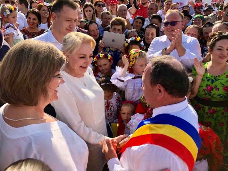 Viorica Dăncilă şi-a lansat campania de strângere de semnături pentru alegerile prezidenţiale în Județul Satu Mare