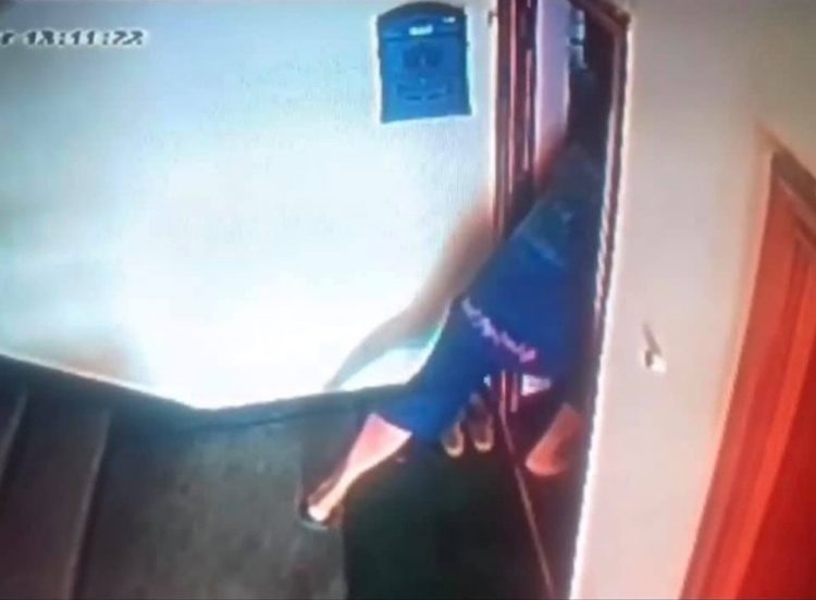 Primarul liberal din Cavnic este paranoic. După ce a intrat cu forţa peste o familie de bătrâni îi înscenează viceprimarului lucruri