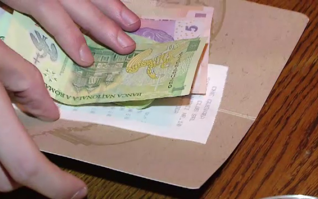 Bacşişul va fi impozitat din toamnă cu 10 procente