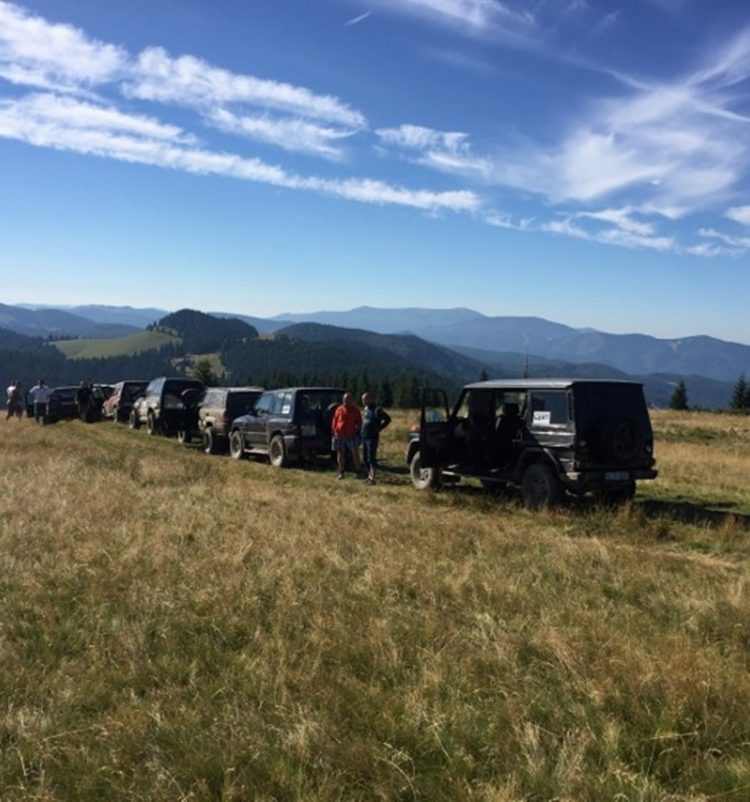 Peste 30 de echipe cu maşini de teren, la Cupa 4×4 Baia-Șișești