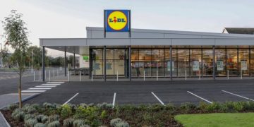 Lidl, făcut praf de un turist străin: La noi în Polonia, aceleași produse sunt cu 50% mai ieftine