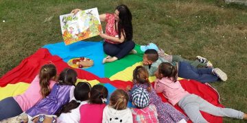 400 de copii din Maramureș au avut parte de învățare prin joc, lectură și experimente la Atelierele de Vară Șotron!