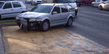 Actualizare – La nici două ore de la primul accident, alte două maşini s-au făcut praf pe Bd. Bucureşti din Baia Mare – FOTO
