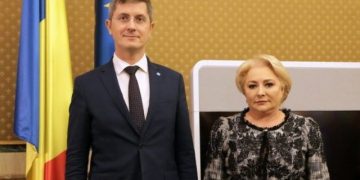 Dan Barna a ascuns salariul de la Petrom al soției, Viorica Dăncilă a făcut public salariul soțului, angajat tot la Petrom