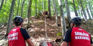 Turistul rătăcit în Munţii Rodnei a fost găsit de salvamontiştii borşeni