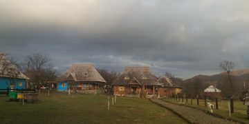 Pensiunea din Maramureș unde oaspeții sunt serviți după regulile celui mai luxos hotel din lume