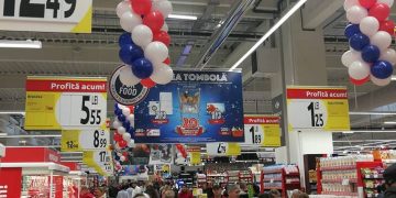 Lacăt pe trei magazine Carrefour Express. Probleme cu igiena și prețurile
