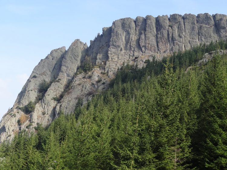 Invitație la drumeție pe Creasta Cocoșului