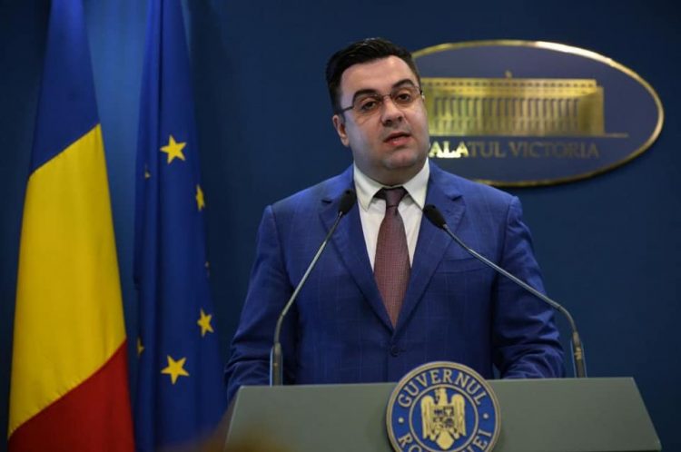 Răzvan Cuc: Nu i-am cerut doamnei Mezei să ţină niciun avion la sol; am întrebat-o ce parlamentari zboară