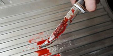 Maramureşean arestat preventiv pentru tentativă de omor calificat. Beat fiind, a lovit cu cuţitul o persoană cu care se certase