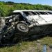 Tragedie. Doi oameni au murit după ce un microbuz cu pasageri s-a izbit de un TIR
