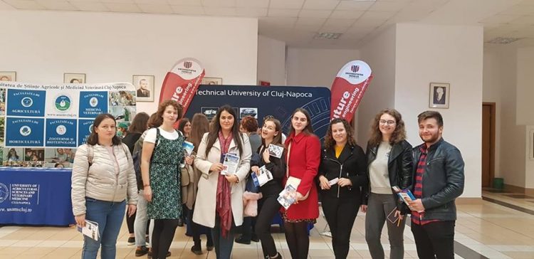 Studenții din Baia Mare la salonul „Franceza te angajează”