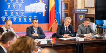 Noul ministru al MAI și-a băgat subalternii și prefecții în ședință