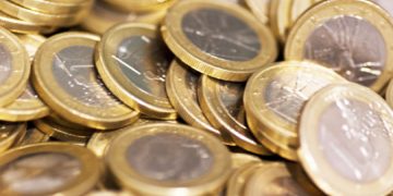 Țara din UE care nu vrea să audă de moneda unică: „Euro a fost o greşeală strategică”