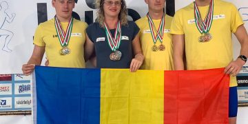 Înotătorii Gold Stars Baia Mare au obţinut 10 medalii la Campionatele Internaționale Masters din Ungaria