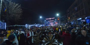 Mii de participanți la Noaptea Viflaiemurilor la Vișeu de Sus – FOTO