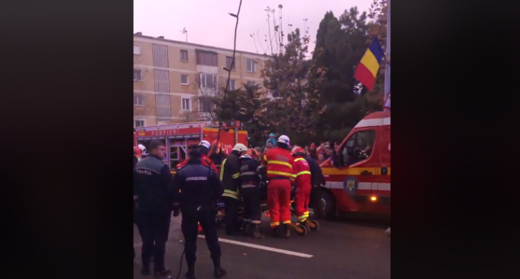 Actualizare: O persoană este încarcerată în urma accidentului din Baia Mare