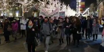 Chiriile prea mari i-au scos în stradă pe clujeni:  „Dă Doamne să dispară piața imobiliară”